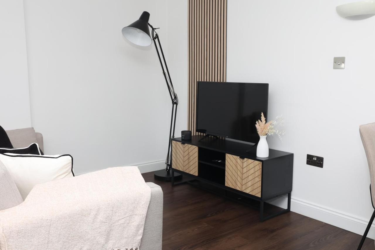 Watford Luxury 1 Bed Flat - Free Parking Apartment Exterior photo
